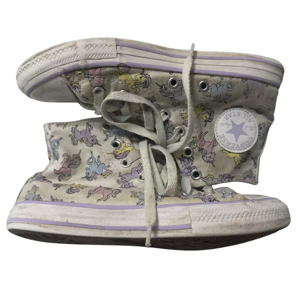 Converse Chuck Taylor‎ All Star Unicorns High Top Casual Sneakers size 2Y